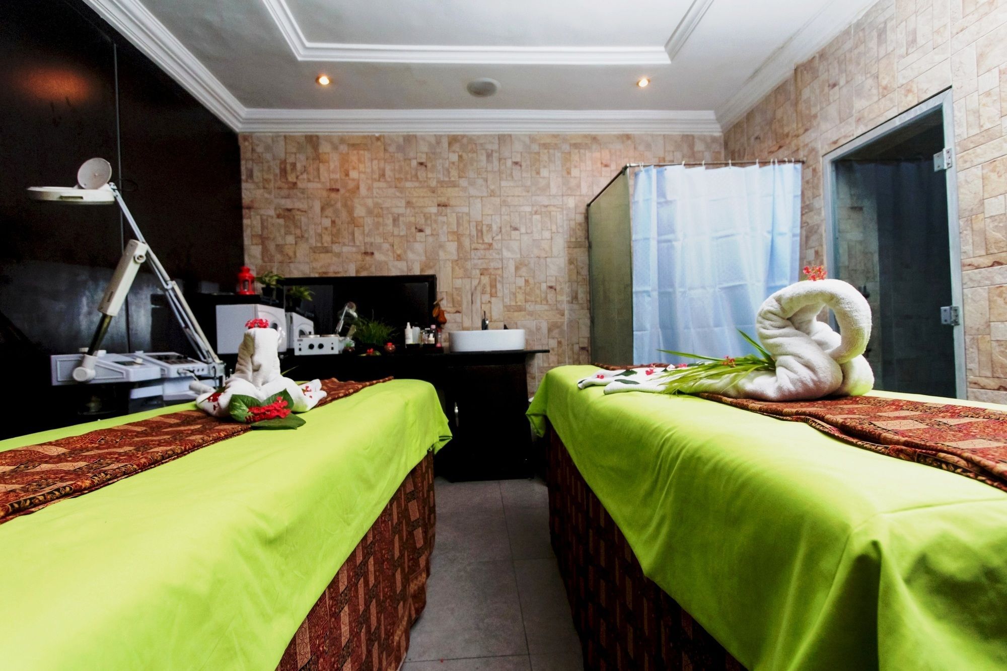 Sunfit - Fitness, Spa, Accommodation Aliayabiagba ภายนอก รูปภาพ